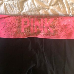 Pink brand bedazzled yoga 🧘🏼‍♀️ pants